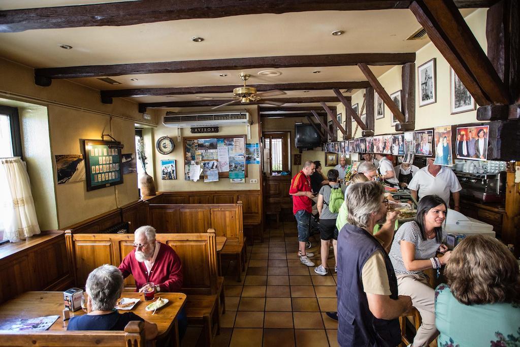 Hotel Casa Ruba Biescas  Eksteriør billede