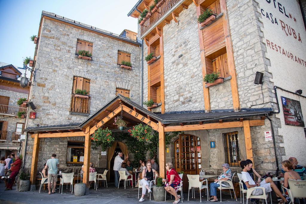 Hotel Casa Ruba Biescas  Eksteriør billede