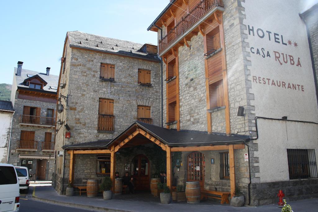 Hotel Casa Ruba Biescas  Eksteriør billede