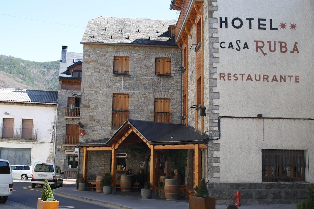 Hotel Casa Ruba Biescas  Eksteriør billede