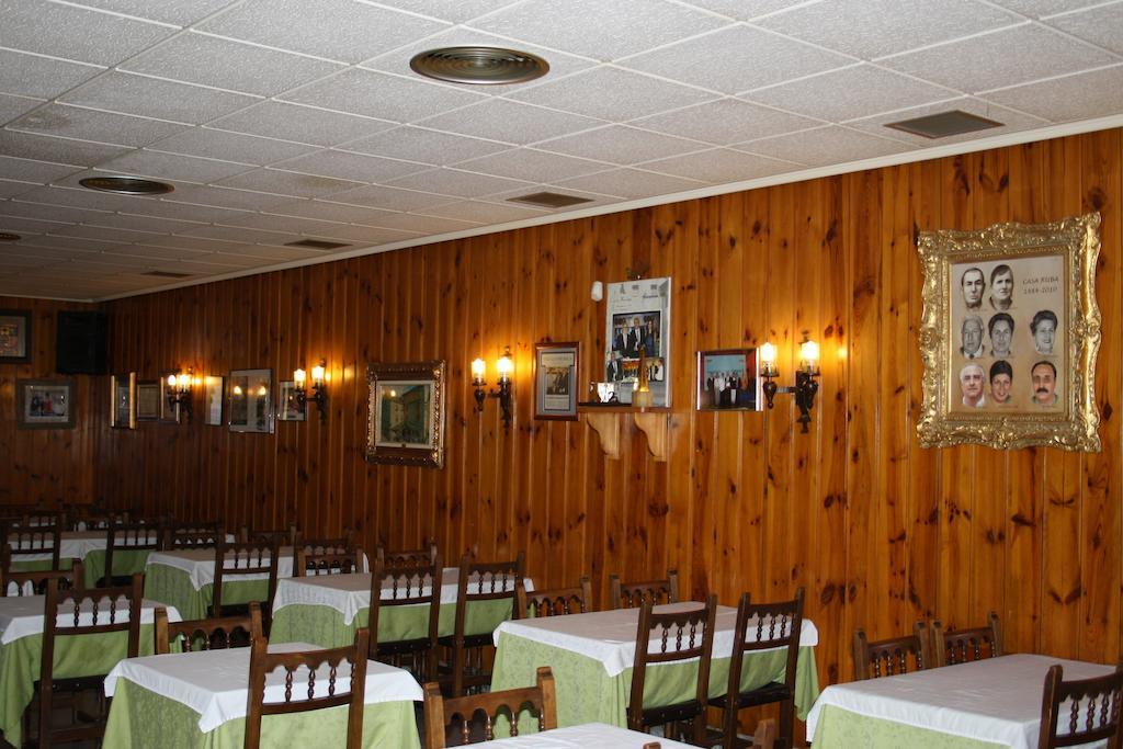 Hotel Casa Ruba Biescas  Eksteriør billede